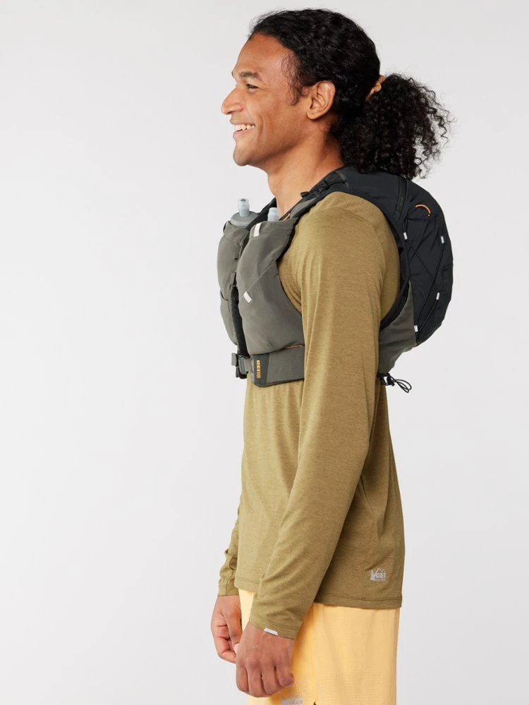 Rei Co-Op Swiftland Men' Vest Tt Hydration 3 Rei Co-Op Swiftland Men' Vest Tt Hydration - Image 3