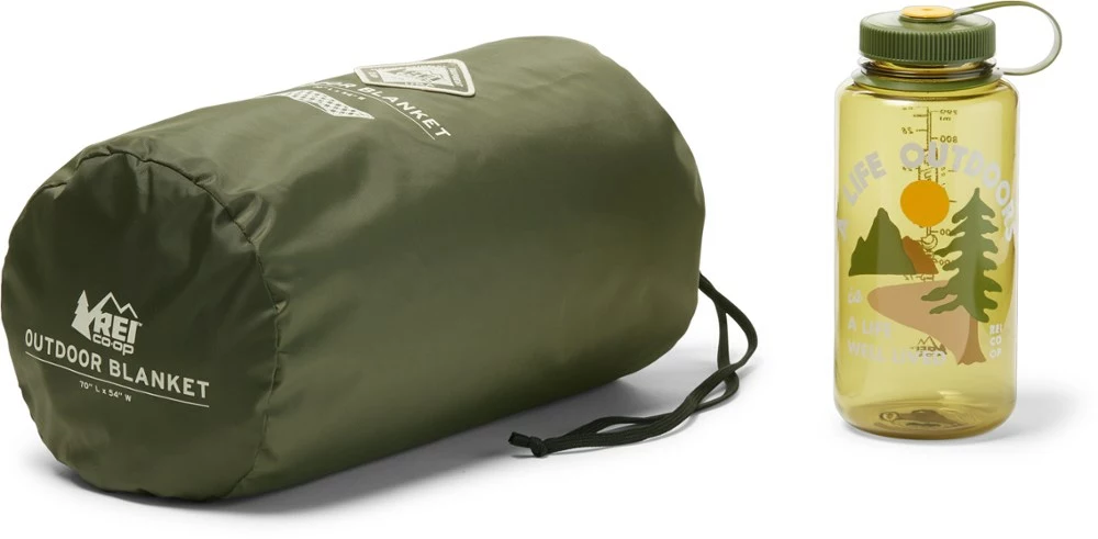 REI Co-op Outdoor Blanket 3 REI Co-op Outdoor Blanket - Image 3