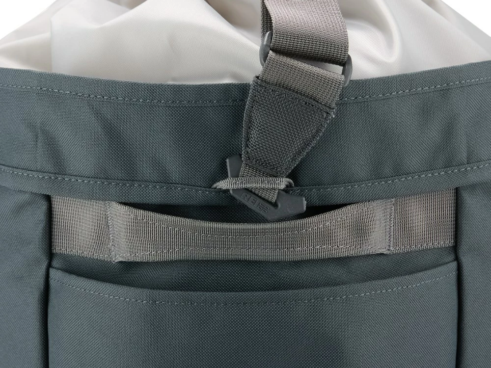 REI Co-op Pack-Away 45 Tote 4 REI Co-op Pack-Away 45 Tote - Image 4