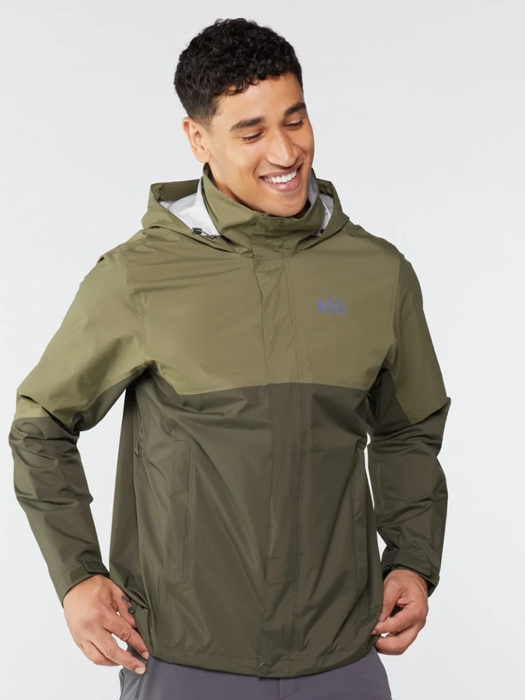Rei Co-Op Rainier Men' Rain Jacket 2 Rei Co-Op Rainier Men' Rain Jacket - Image 2