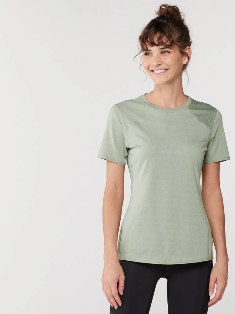 Rei Co-Op Women' Crew Top Lightweight Base Layer 2 Rei Co-Op Women' Crew Top Lightweight Base Layer - Image 2
