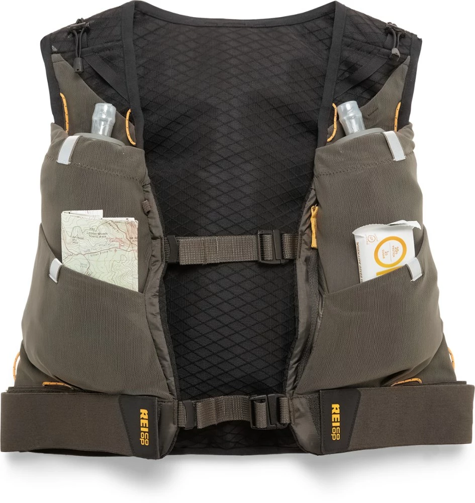 Rei Co-Op Swiftland Men' Vest Tt Hydration 7 Rei Co-Op Swiftland Men' Vest Tt Hydration - Image 7