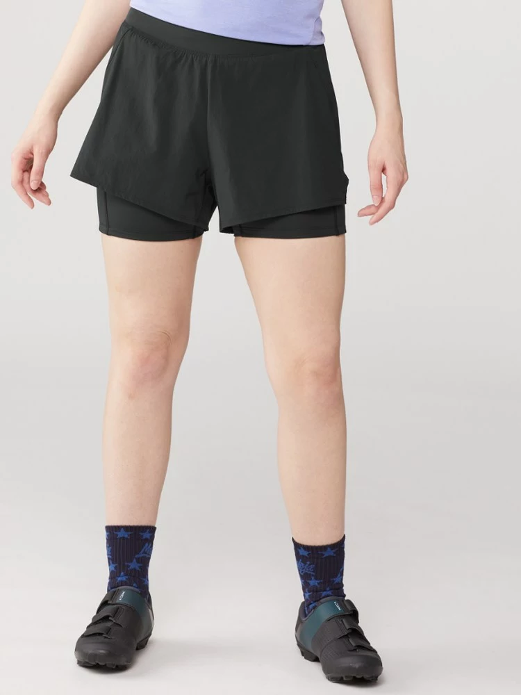 Rei Bike Women' Co-Op Junction Short Double 2-In-1 2 Rei Bike Women' Co-Op Junction Short Double 2-In-1 - Image 2